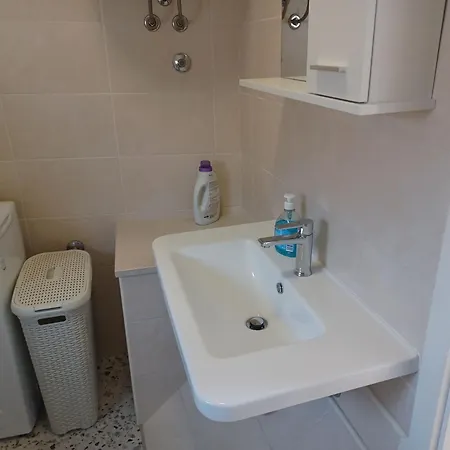 Sunshine Apartment