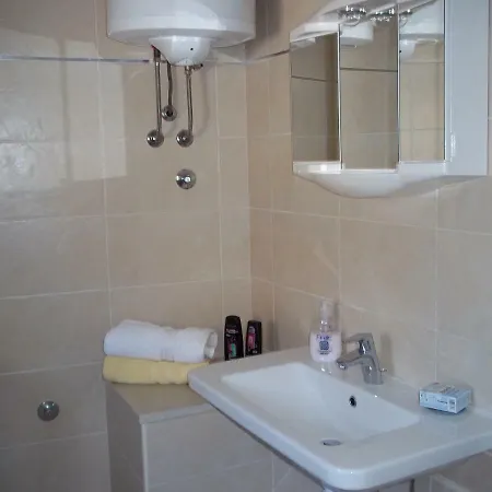 Sunshine Apartment